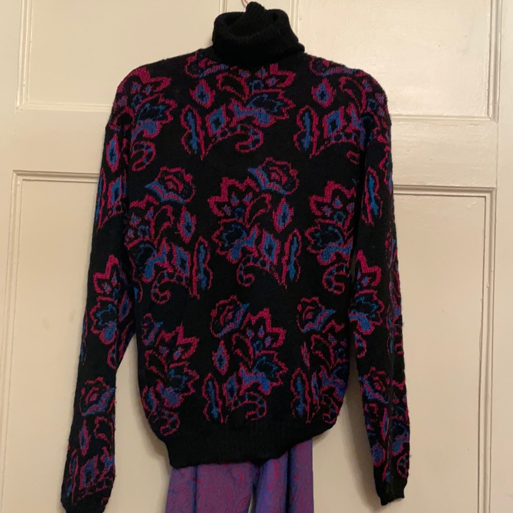 50% off sale 💙2 piece Vintage 1980s sweater and pant set wool and rayon amazing